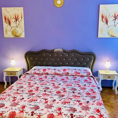 Artistry Apartment In City Center * Дезенцано-дель-Гарда