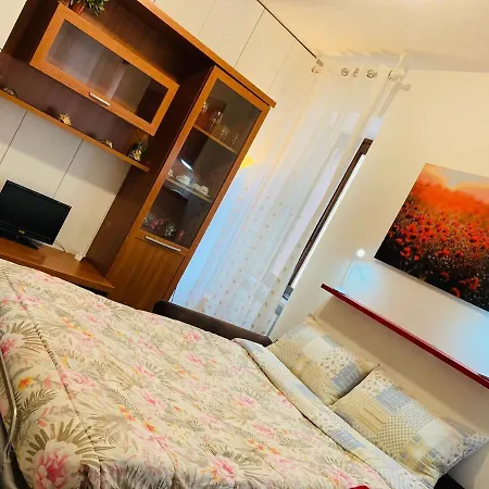 Artistry Apartment In City Center *